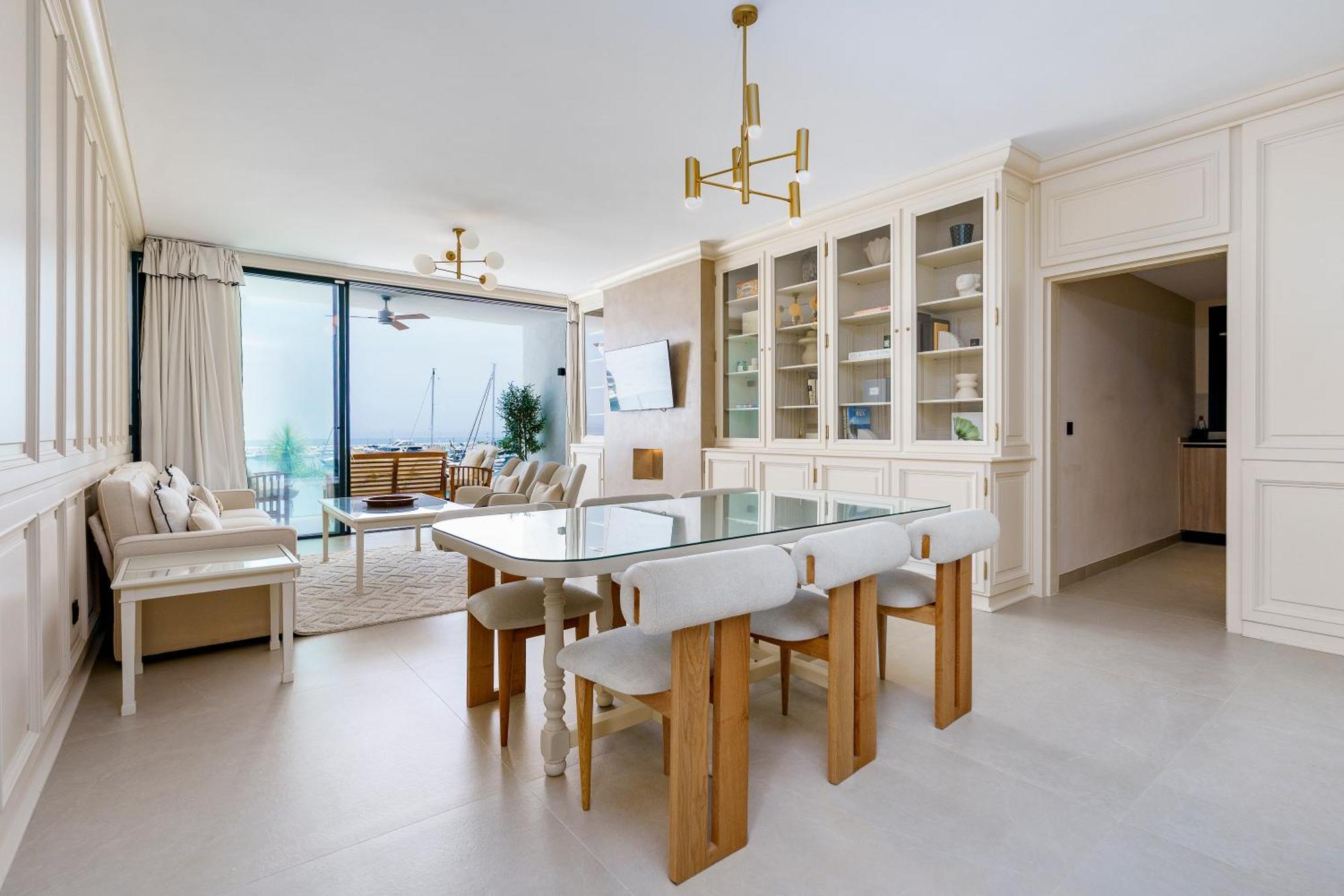 241 Puerto Banus Front Line Apartment *