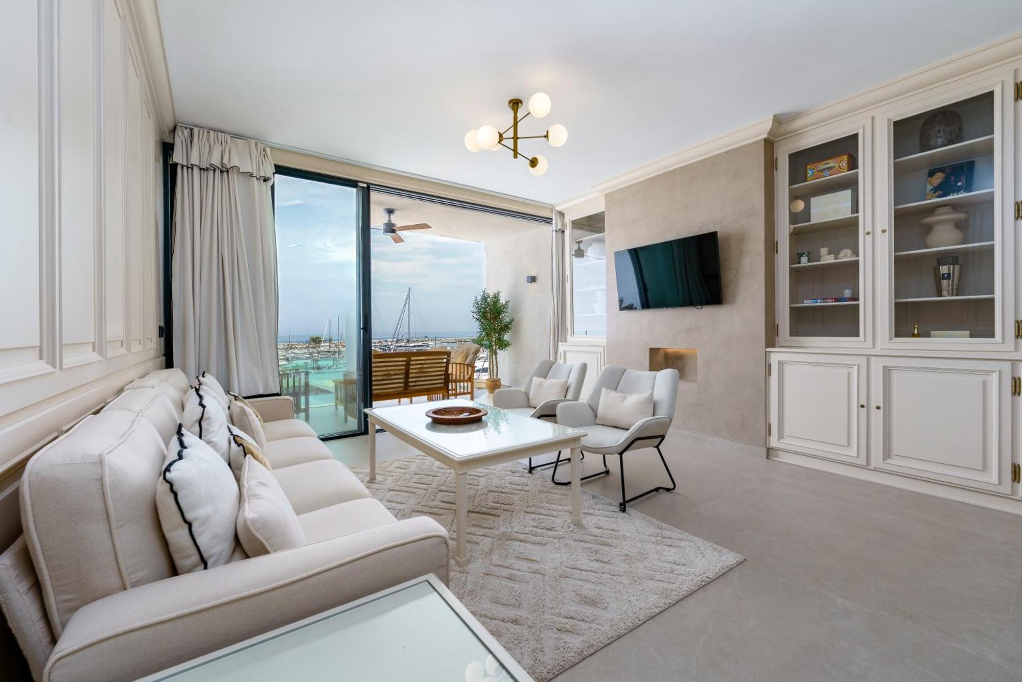 Apartment 241 Puerto Banus Front Line *