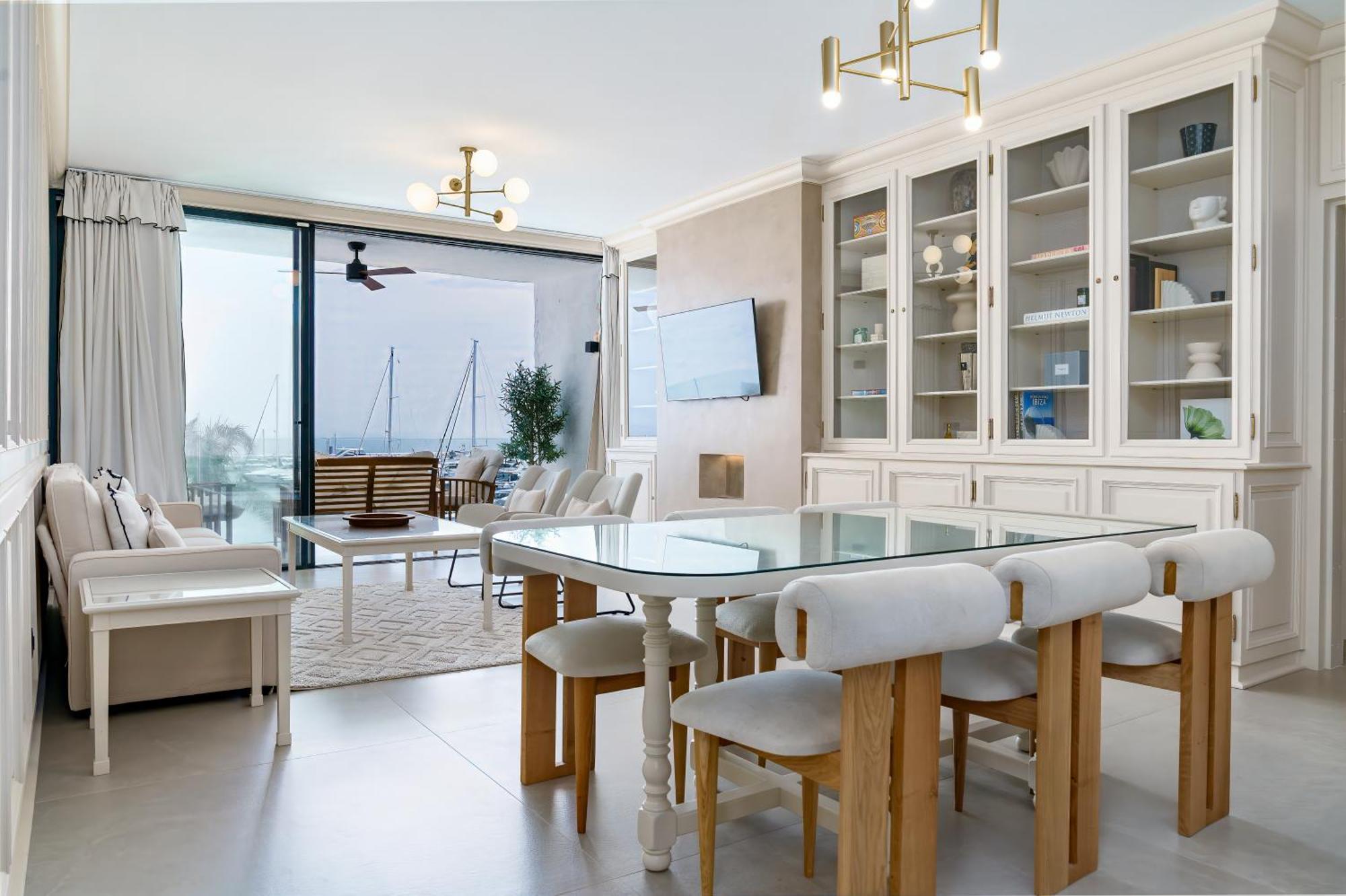 Apartamento 241 Puerto Banus Front Line